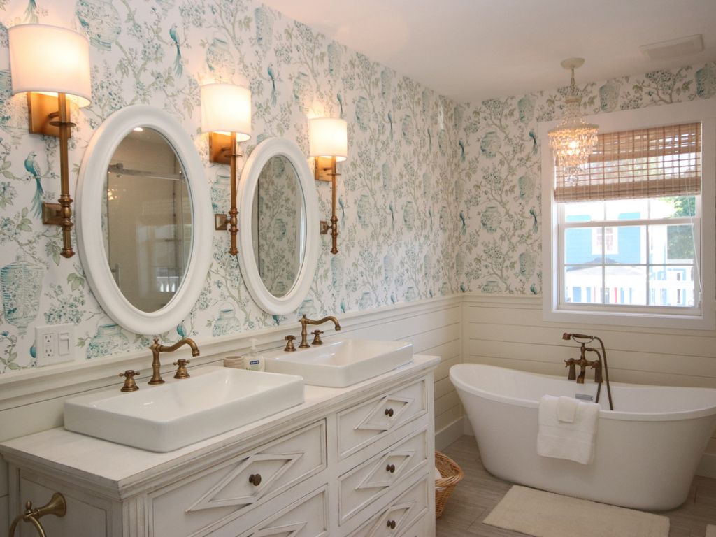 Water St. Bedroom Balcony