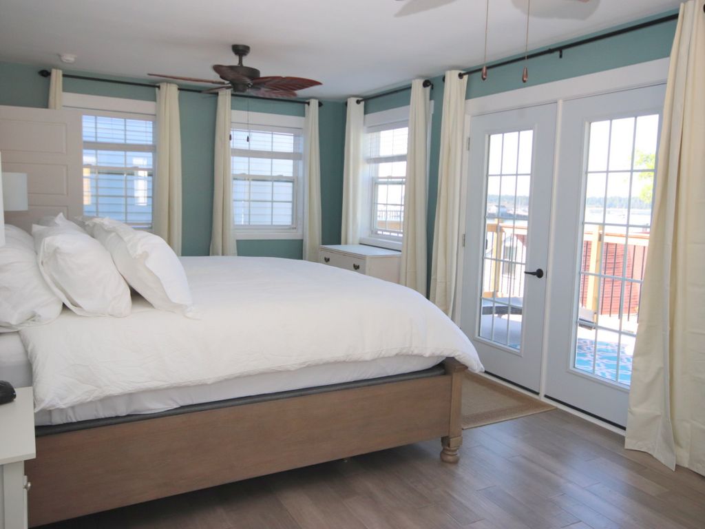 Main Bedroom Balcony